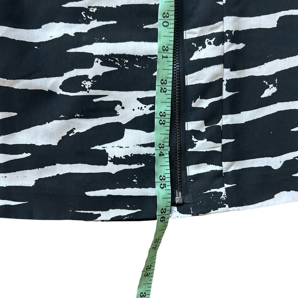 Calvin Klein black white sleeveless sheath dress size 6 zipper accent career - Picture 9 of 10